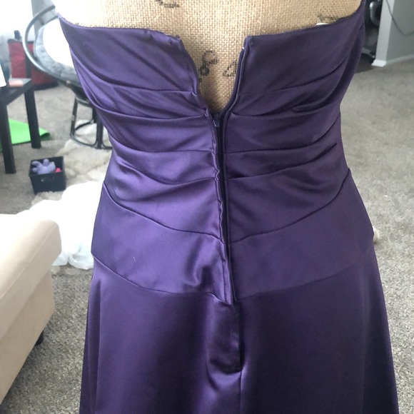 Long purple formal dress - Picture 4 of 4